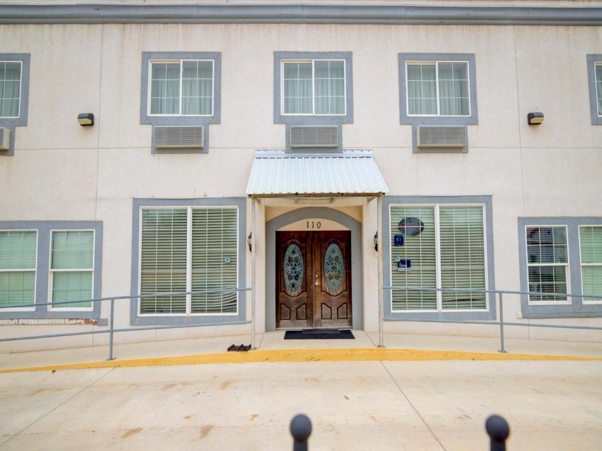 Hotel Dilley Grand Ngoại thất bức ảnh