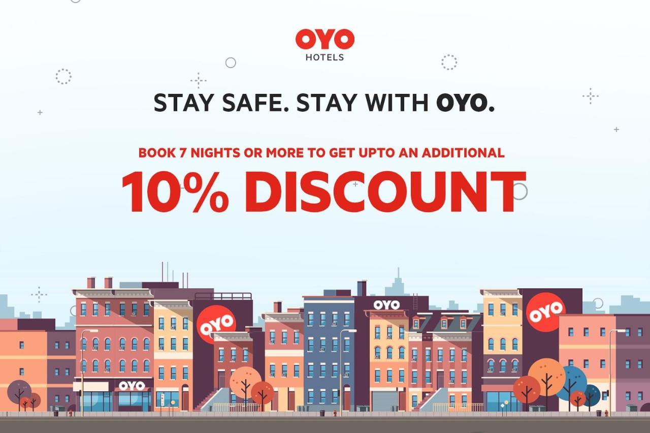 Hotel Dilley Grand Ngoại thất bức ảnh